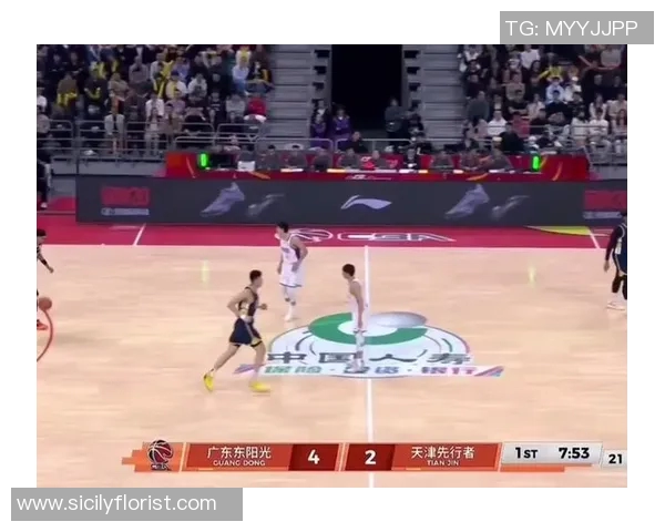 广东宏远2015年对战新疆的精彩瞬间与赛季回顾分析 广东宏远2015年对战新疆的精彩瞬间与赛季回顾分析