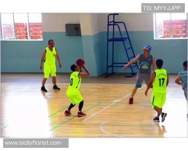 2020年杜克大学与北卡大学篮球对决精彩回顾与赛后分析